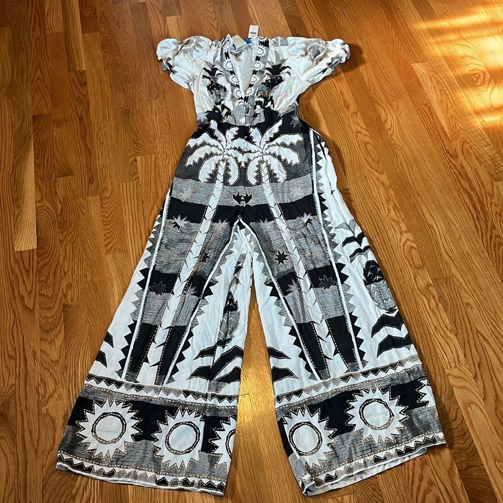 Anthropologie Farm Rio Puff Sleeve Jumpsuit Size Medium NWT - Picture 4 of 15